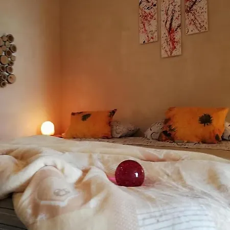 아파트 Affittacamere Il Girasole